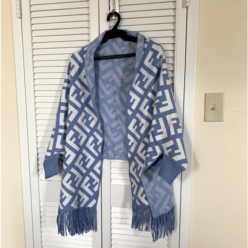 Wrap with sleeves